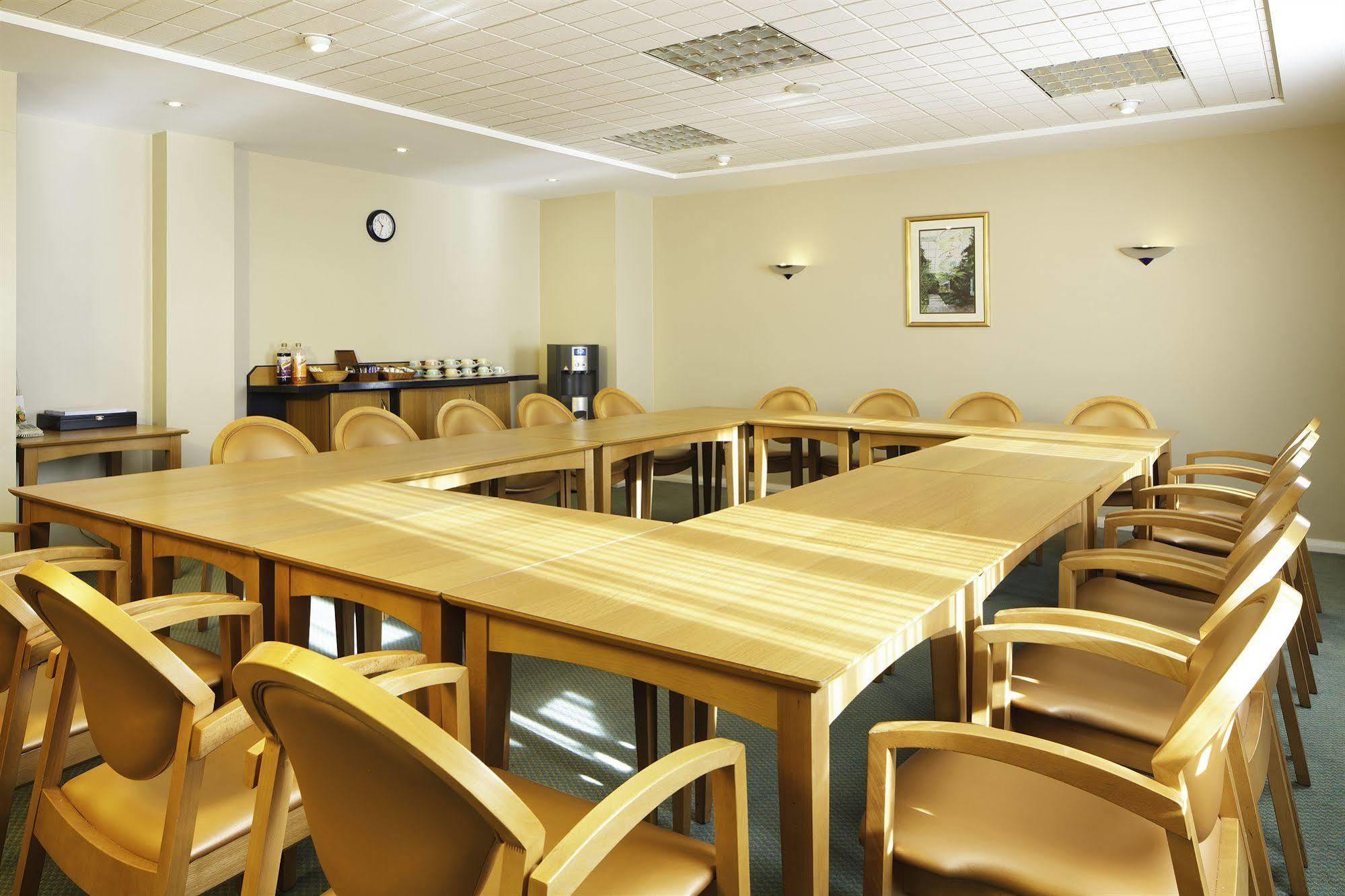 Ibis Chesterfield North - Hotel Barlborough