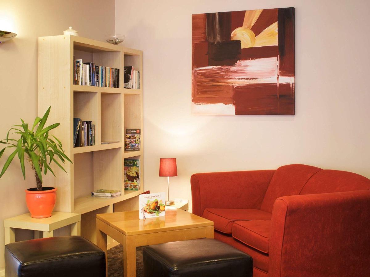 Ibis Chesterfield North -